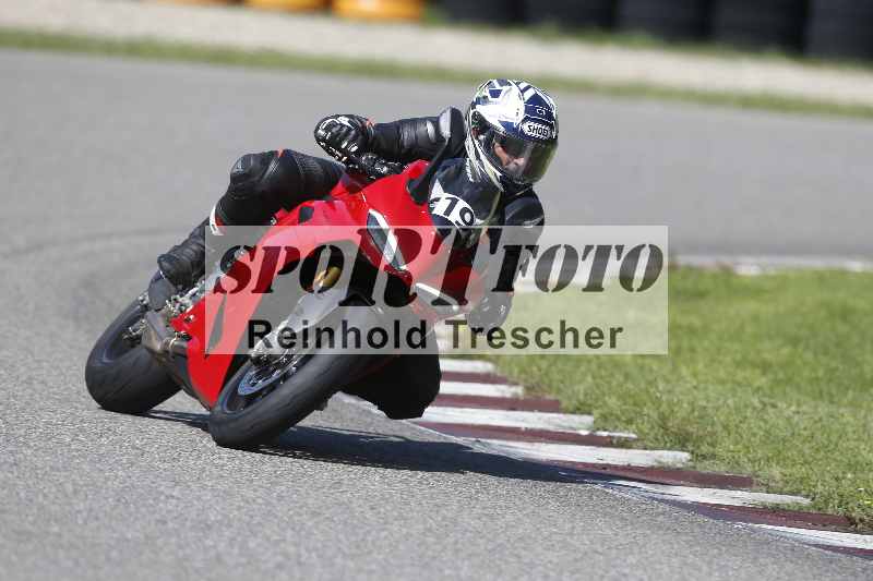 /41 25.08.2026  Cornu Master School ADR/19